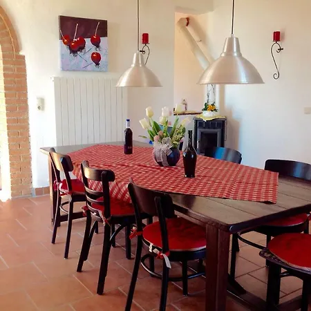 Teto Alto Apartment